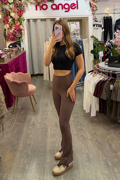 Ribbed Flares In Chocolate
