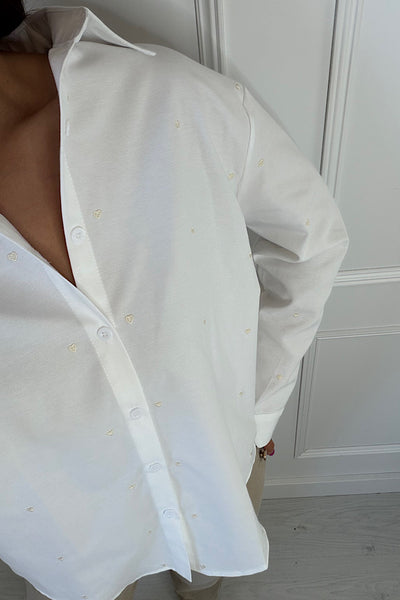 Evie White Shirt With Love Heart Embroidery
