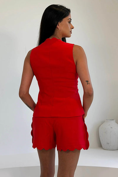Ophelia Scallop Edge Shorts In Red