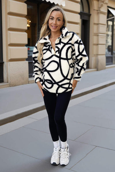 Fleece 1/4 Zip In Cream And Black Swirl Print
