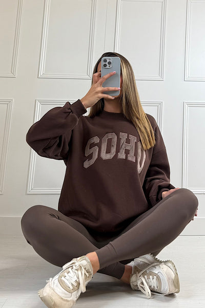 Luxe SOHO Slogan Oversized Fleece Lined Sweatshirt In Chocolate Brown