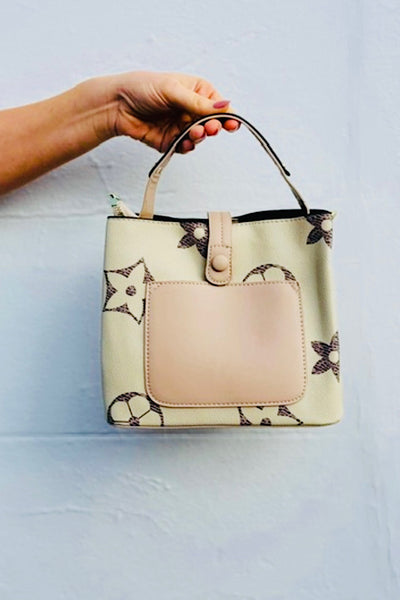 Motif Bucket Bag
