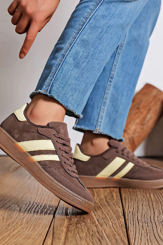 Sarah Lace Up Trainers In Chocolate