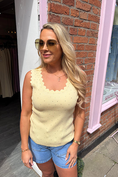 Lucy Diamante Knitted Vest In Lemon