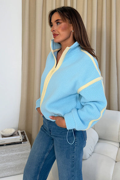 Lulu Contrast Zip Fleece In Blue