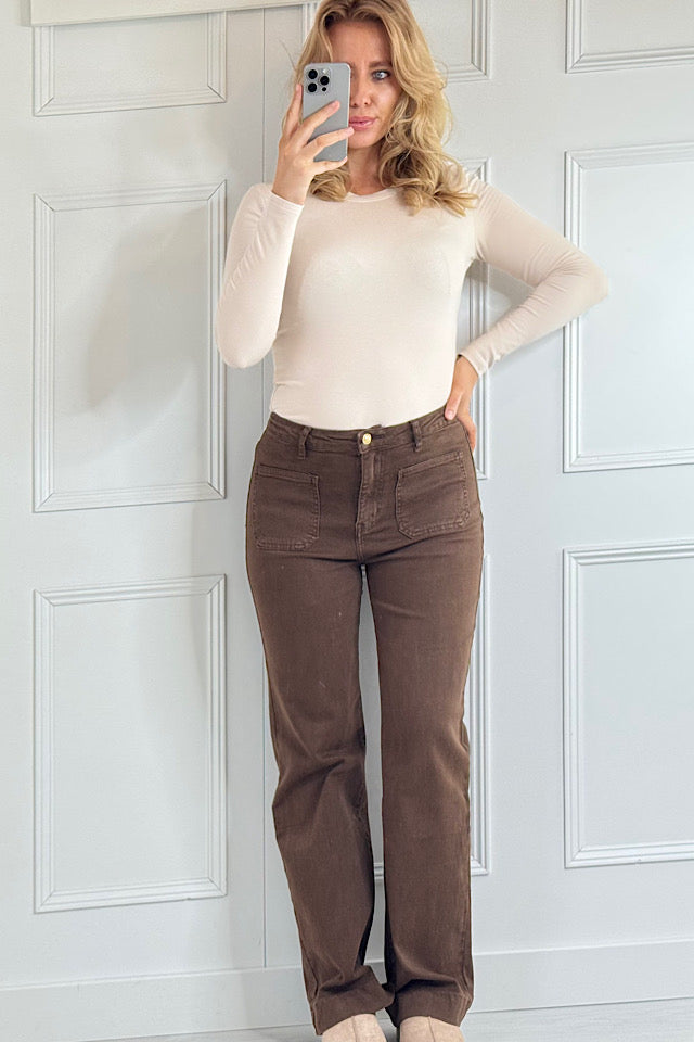 Maddie Stretch Patch Pocket Wide Leg Jeans In Brown