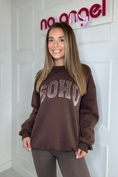 Luxe SOHO Slogan Oversized Fleece Lined Sweatshirt In Chocolate Brown